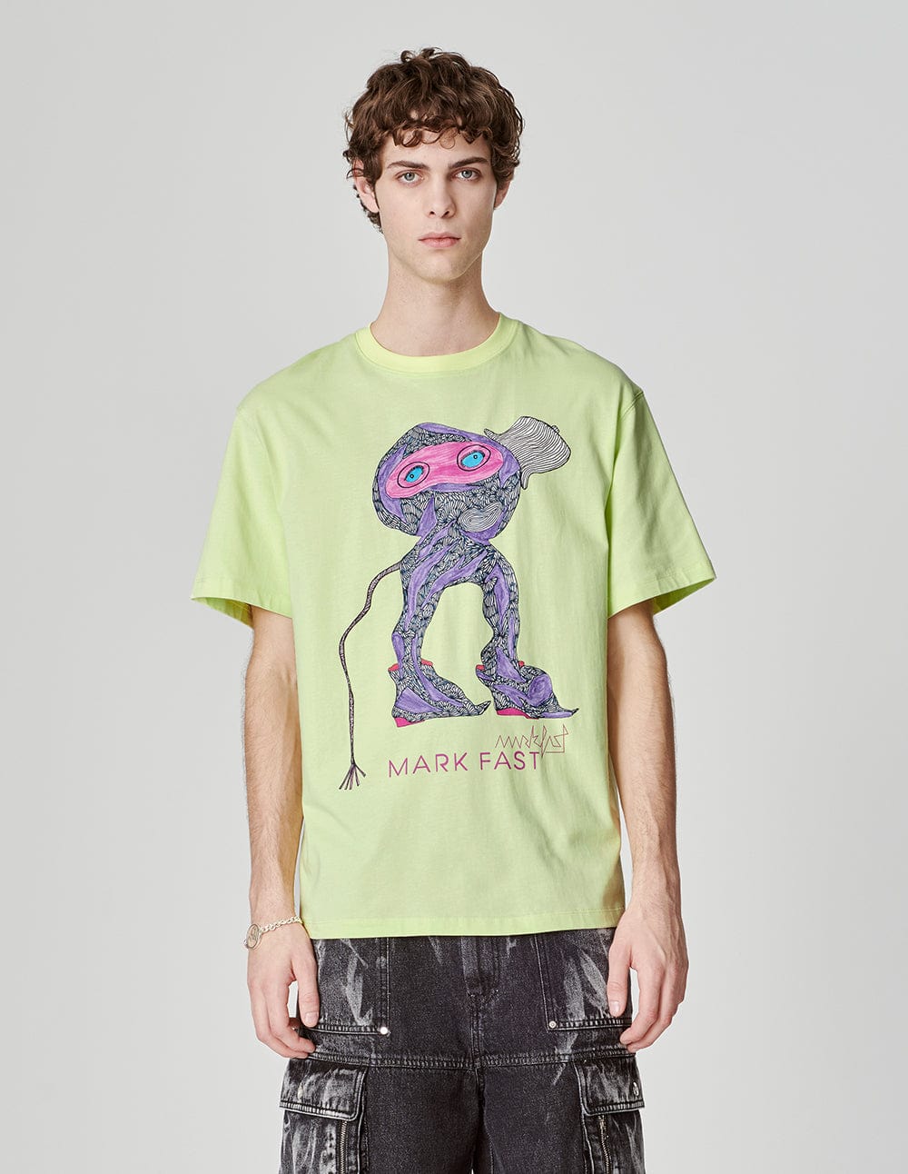 Unisex Graffiti Print Loose Round Neck T-Shirt