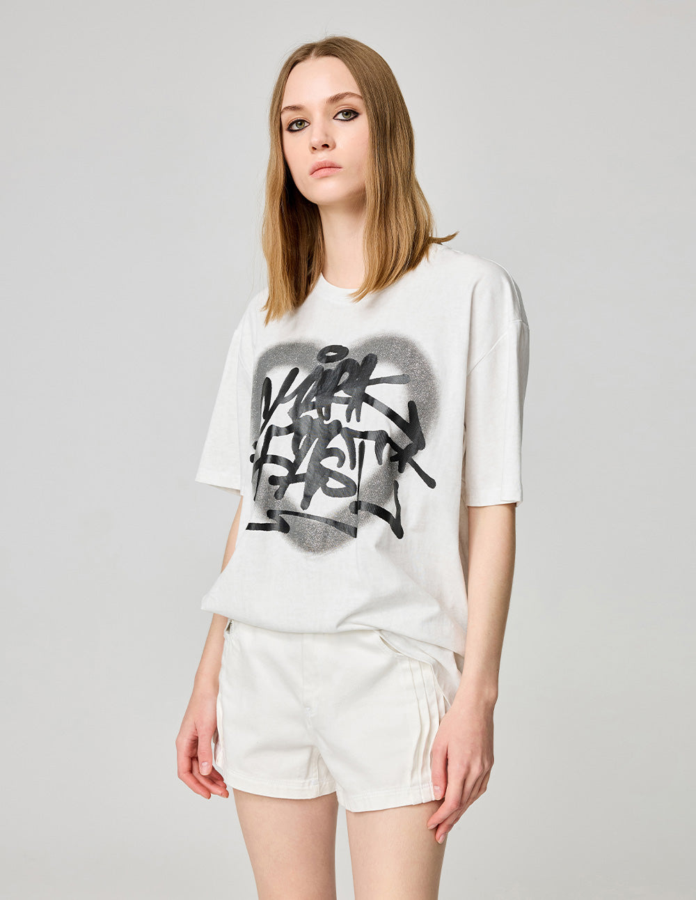 Couple Style Black And White Graffiti Print T-Shirt