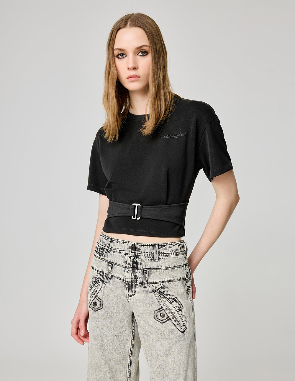 Women's Round Neck Short Sleeve Metal Button Girdle T-Shirt