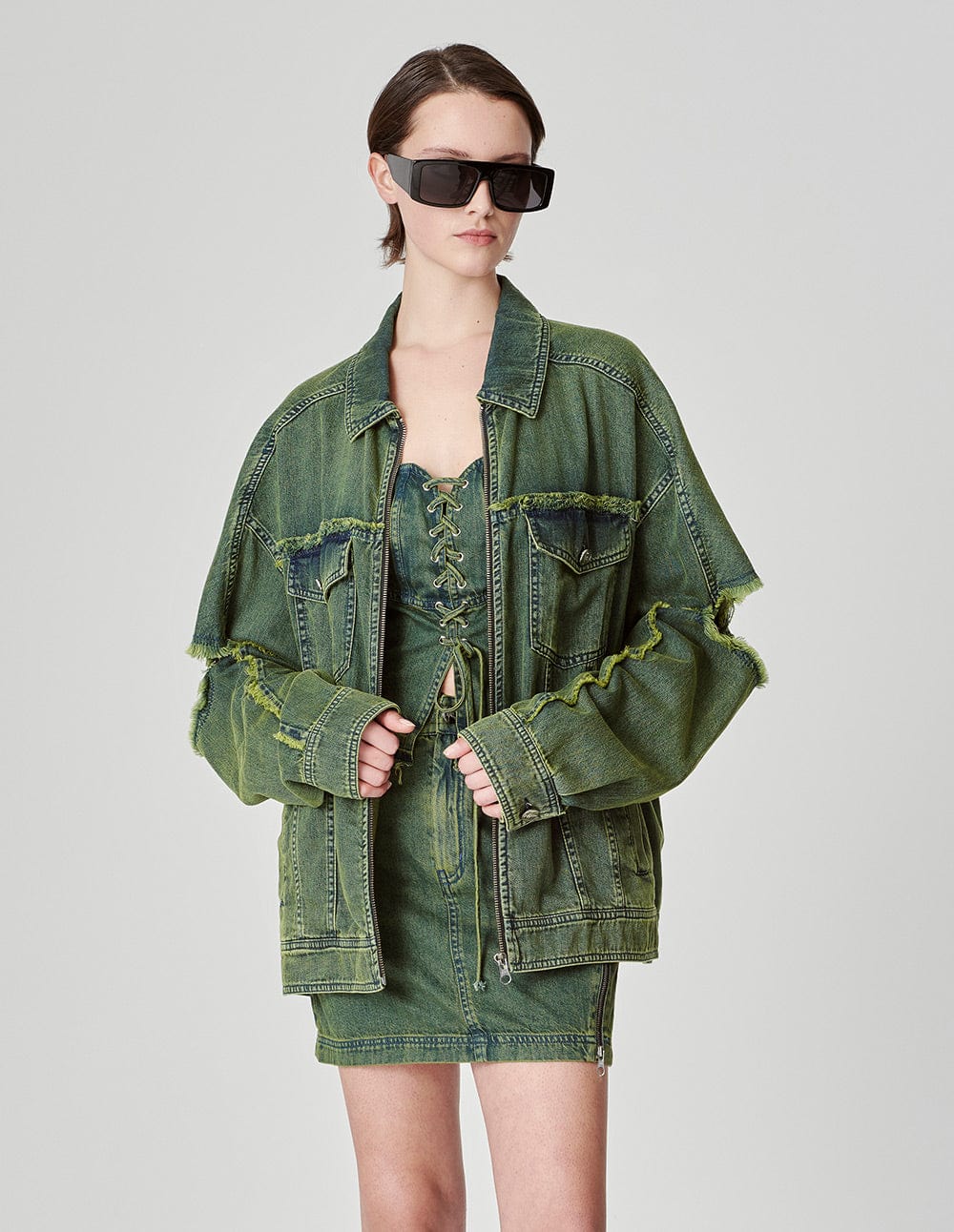 Unisex Style Ripped Sleeve Washed Denim Jacket