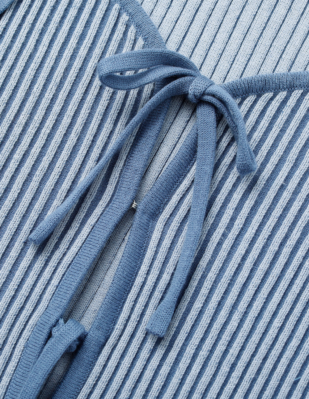 Spring Women's Two-Color Slim-Fitting Lace-Up Knitted Cardigan