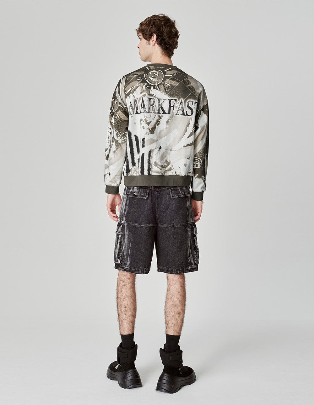 Unisex Rose Positioning Printed Cotton Sweatshirt