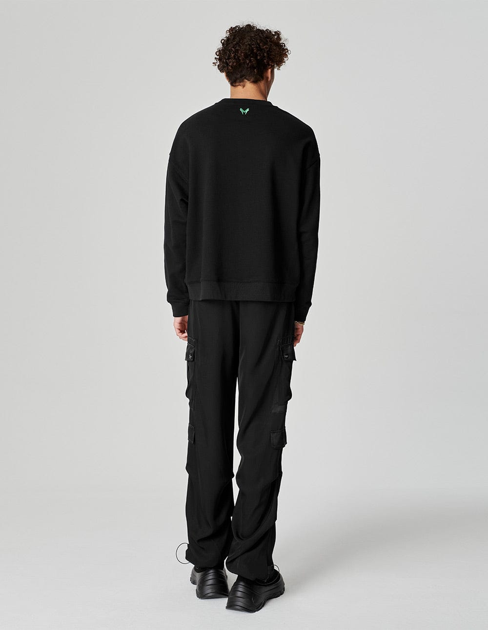 Unisex Loose Round Neck Colourful Shell Graffiti Sweatshirt