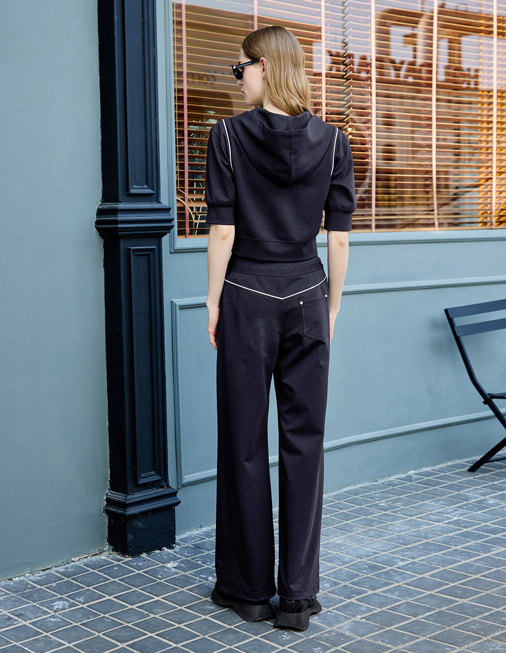 Women's Citywalk Series Hooded Short-Sleeved Sweatshirt