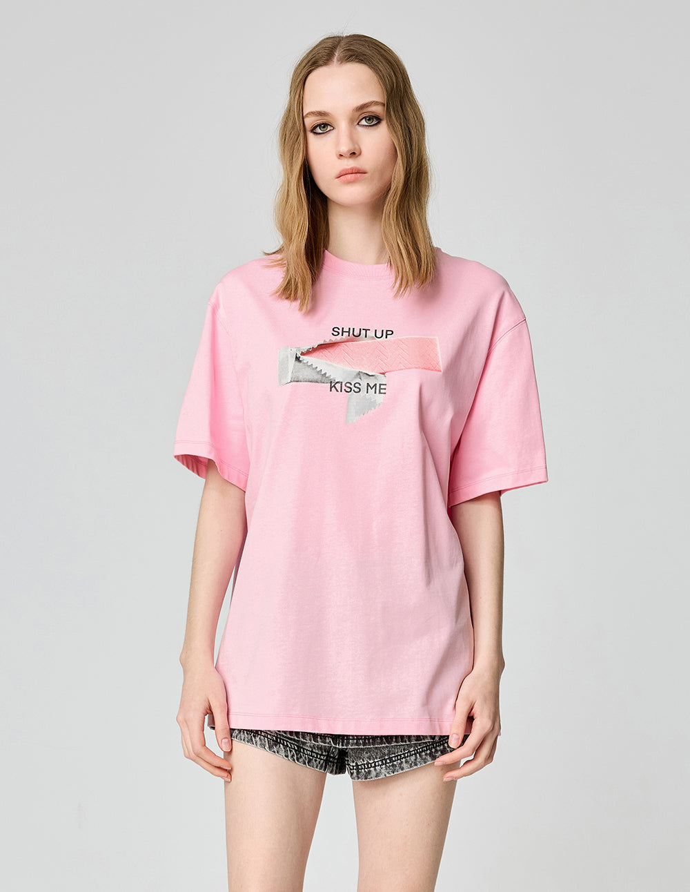 Couple Style Chewing Gum Slogan Printed T-Shirt