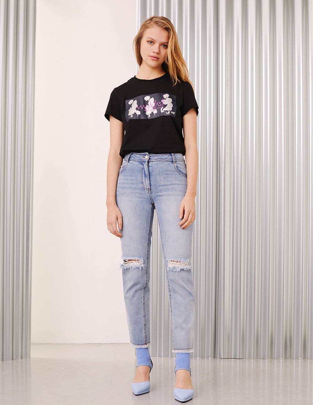 Women Light Blue Washed Denim Vintage Ripped Hole Jeans