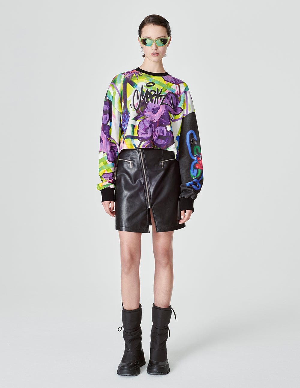 Ladies Black Cotton Printed Sweatshirt