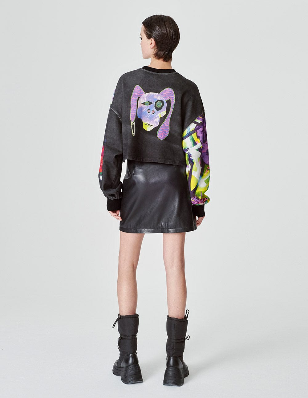 Ladies Black Cotton Printed Sweatshirt