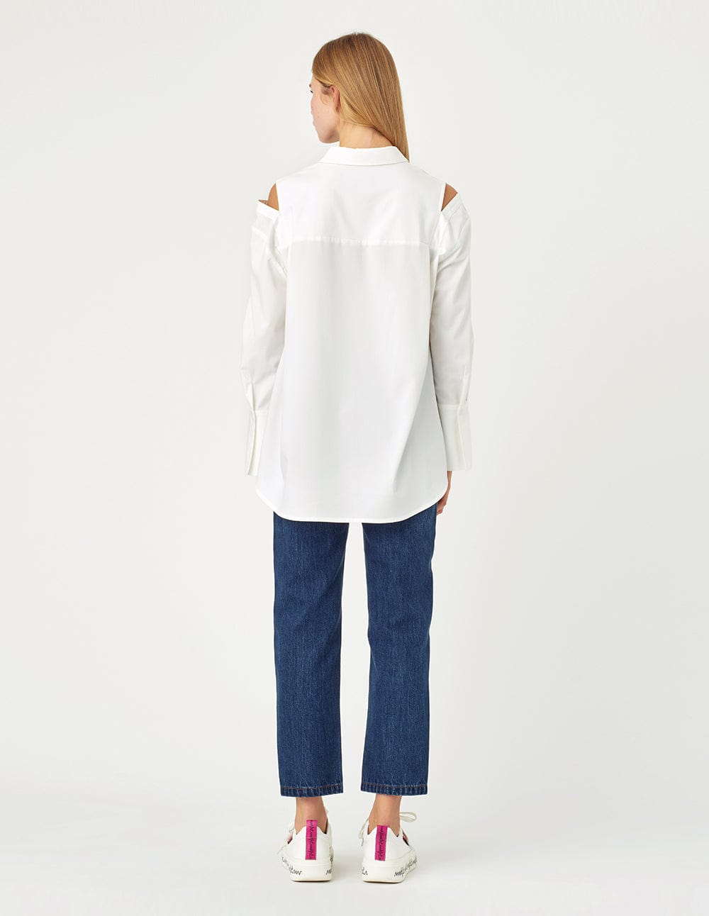 Women Straight Fit Embroidered Washed Denim Jeans