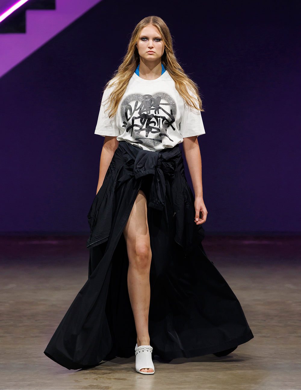 Couple Style Black And White Graffiti Print T-Shirt