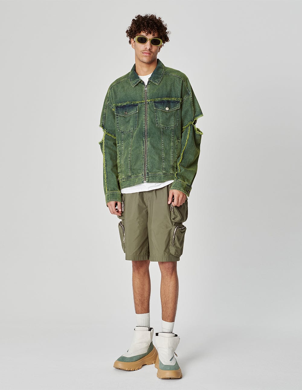 Unisex Style Ripped Sleeve Washed Denim Jacket