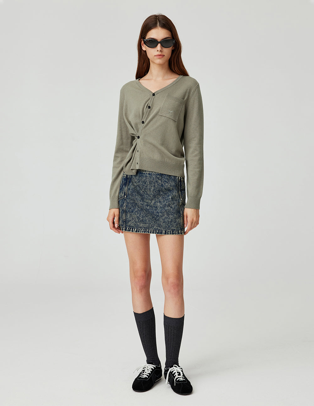 MF versatile loose light gray khaki V-neck knitted cardigan