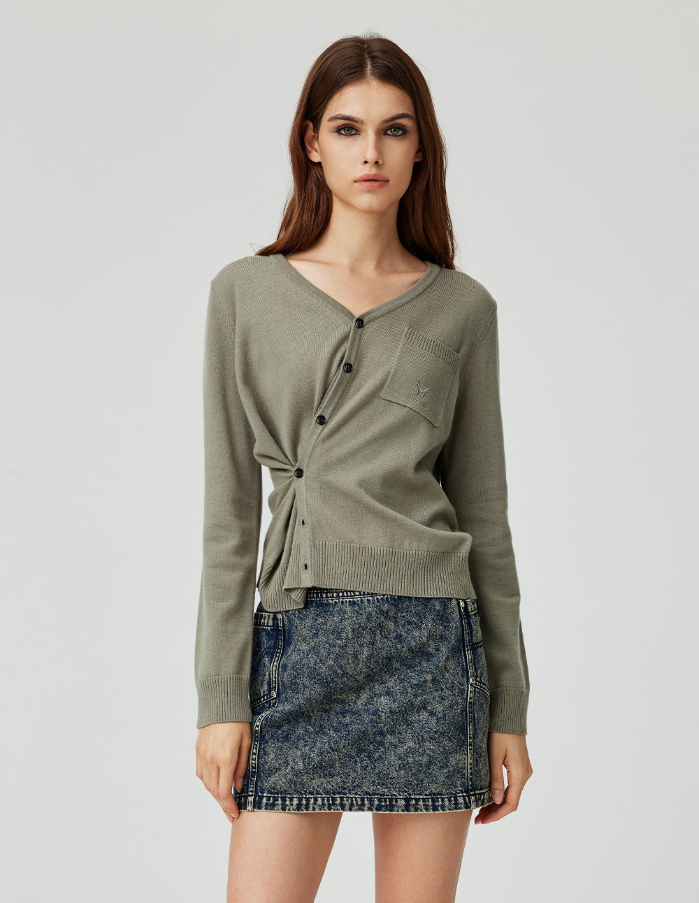 MF versatile loose light gray khaki V-neck knitted cardigan