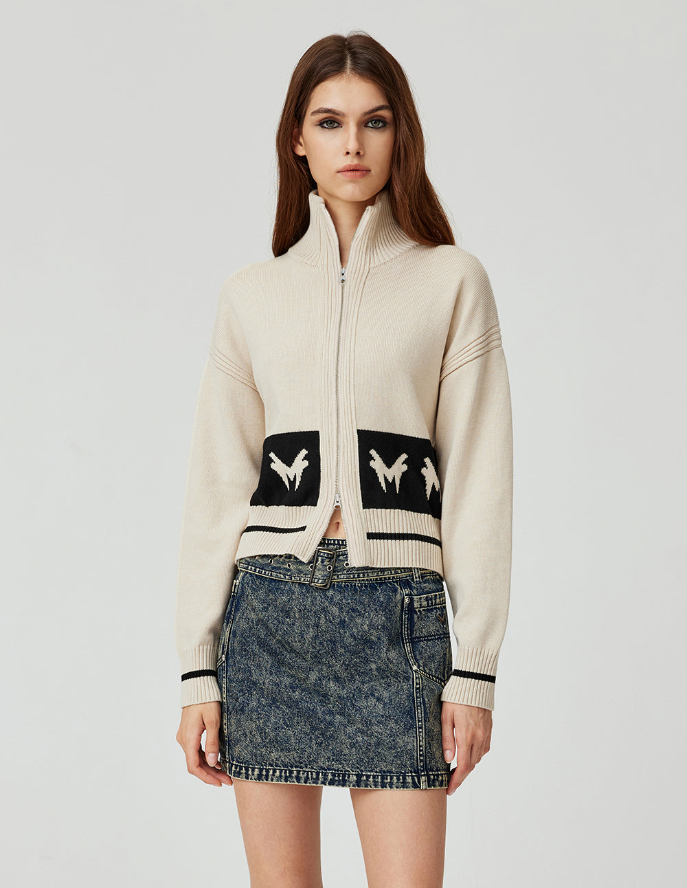 MF light beige ribbed stand collar zipper patchwork monster print knit open front