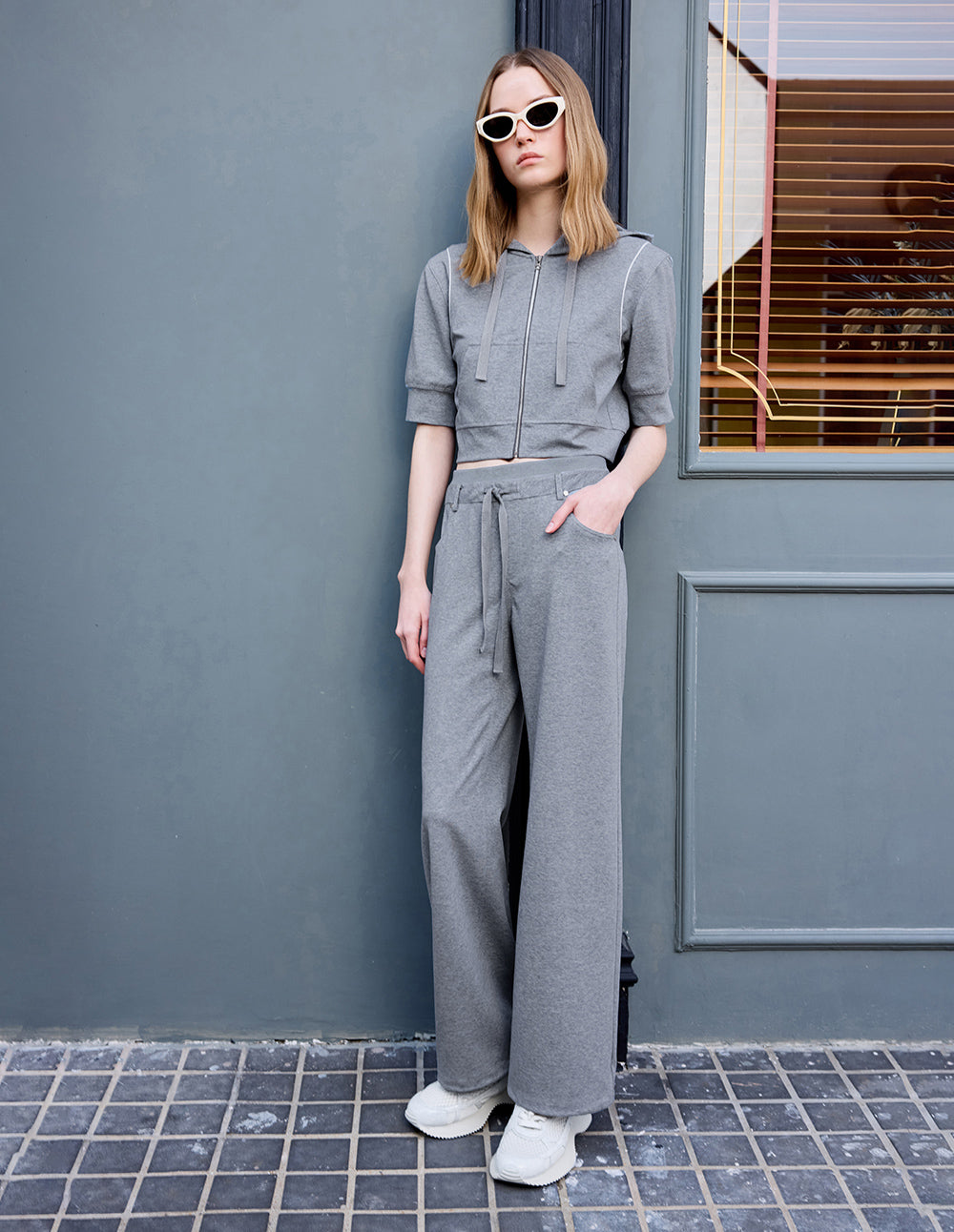 Women's Citywalk Series Hooded Short-Sleeved Sweatshirt