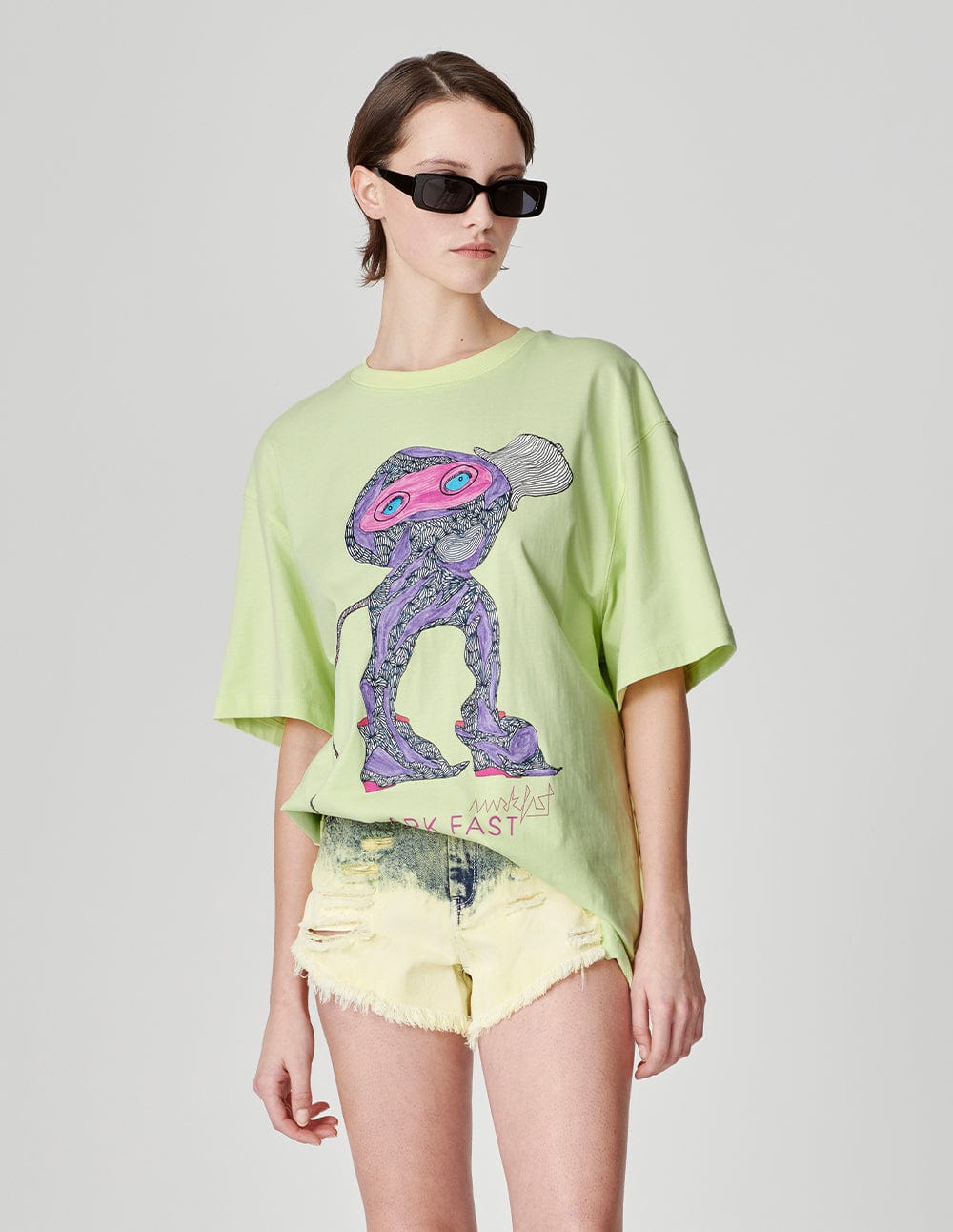 Unisex Graffiti Print Loose Round Neck T-Shirt