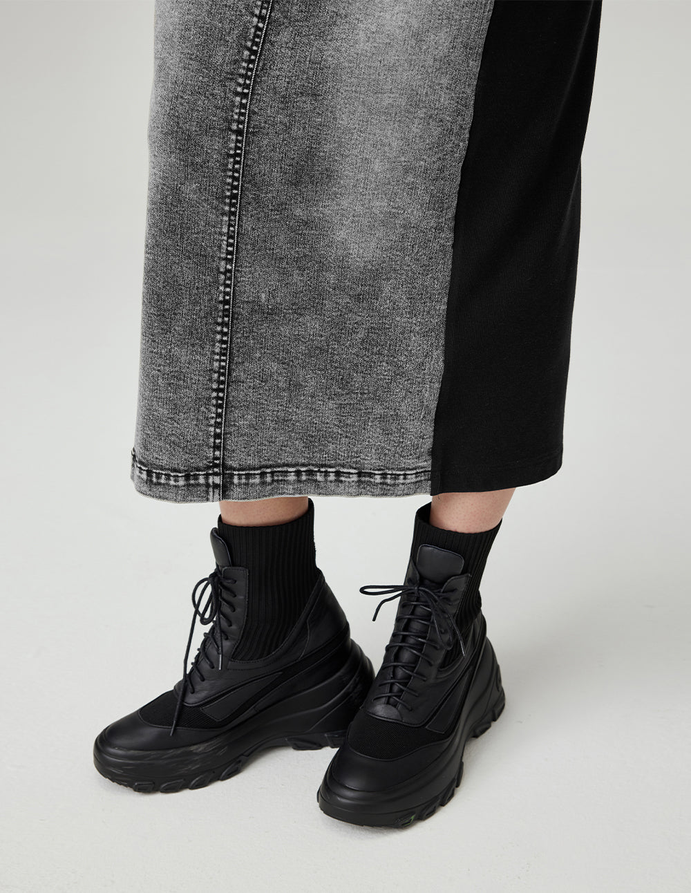 MF layered color-blocked washed long denim skirt