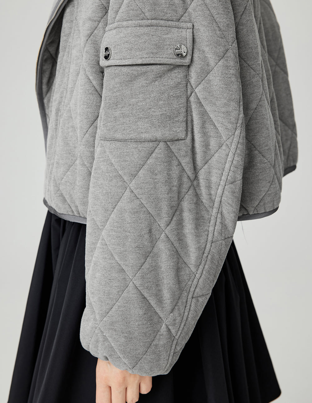 MF round neck, diagonal placket, diamond quilted, versatile floral gray cotton coat
