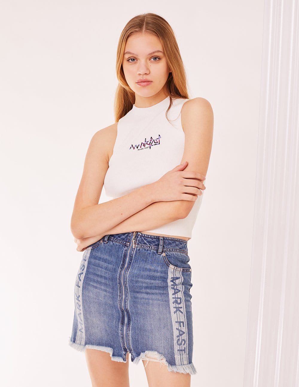Women Zip-Up Raw Edge Ripped Denim Skirt