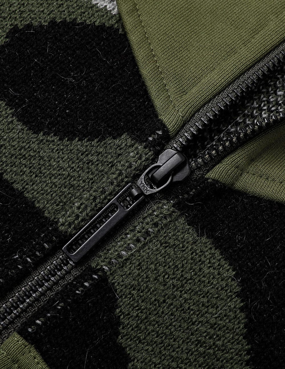 Unisex Couple Style Army Green Camouflage Hooded Sweatshirt